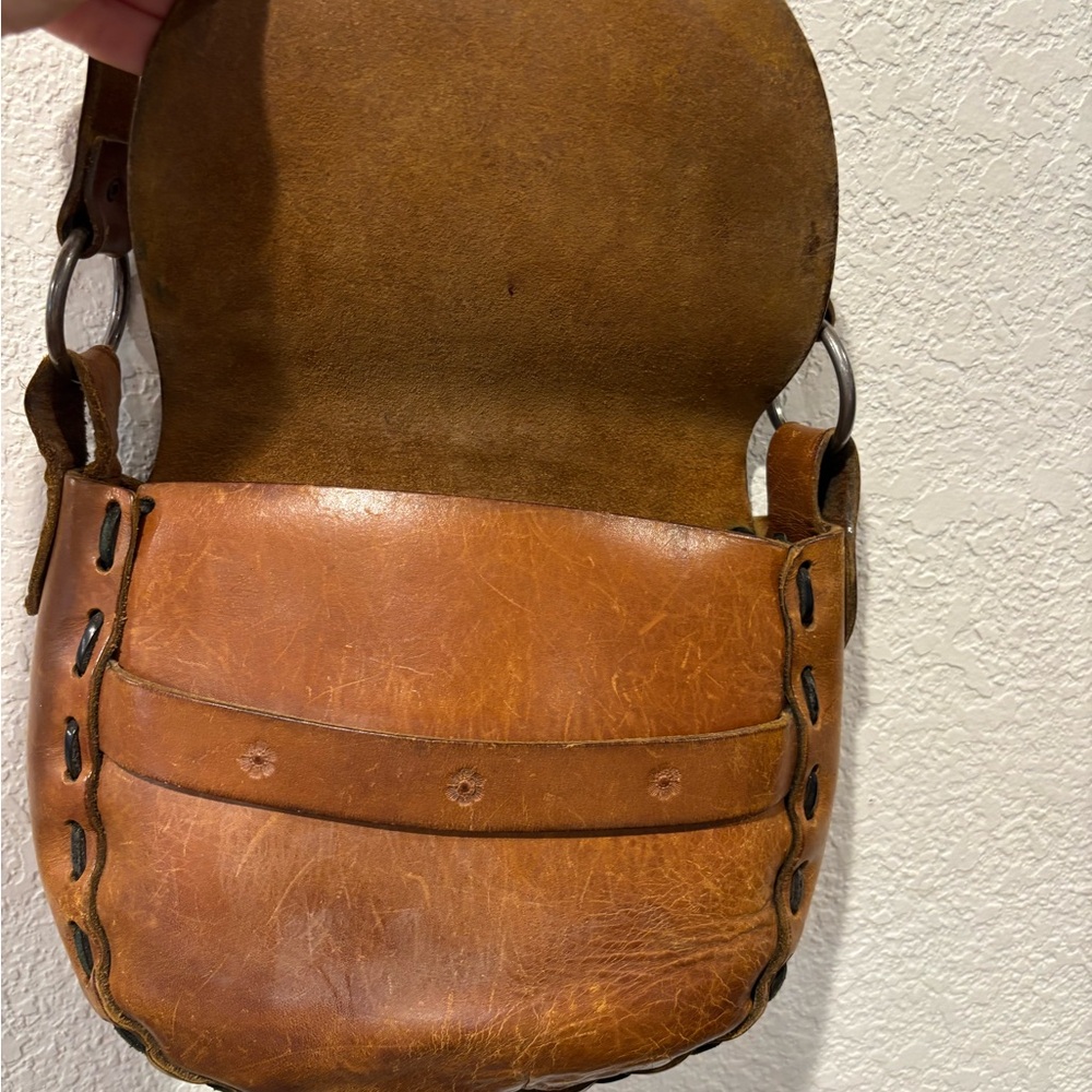 Vintage Hand-Tooled Leather Crossbody Bag | Brown Boho Saddle Purse - Picture 6 of 9